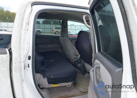 2006 Toyota Tundra Sr5 V8 z USA, uszkodzony, nr VIN 5TBET341X6S561712
